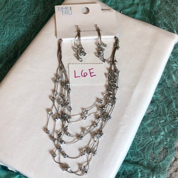 Time & Tru Layered Necklace & Earring Set NWT - Picture 7 of 8